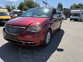 Chrysler Town & Country, 2016