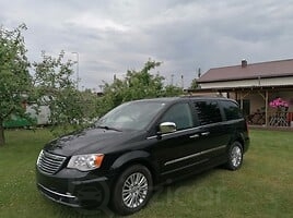 Chrysler Town & Country, 2016