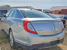 Lincoln MKS, 2013