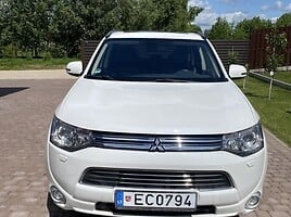Mitsubishi Outlander, 2014