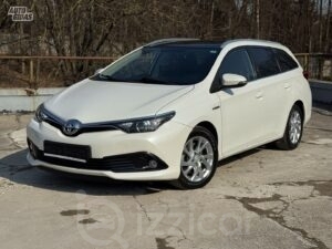 Toyota Auris Hybrid FWD, 2015