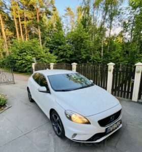 Volvo V40, 2016