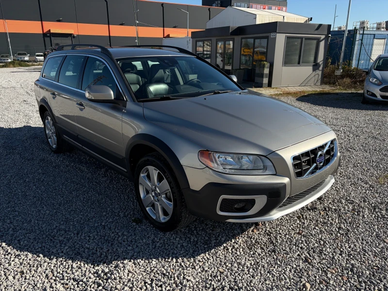 Volvo XC70, 2012