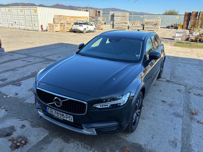 Volvo V90 Cross Country, 2018