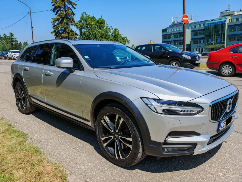 Volvo V90 Cross Country, 2018